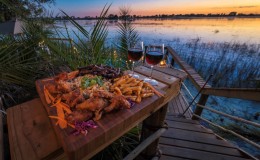 Eating Alfresco On Safari