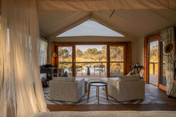 The stilted rooms at 4 Rivers with direct on to the river