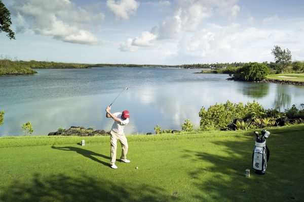Constance-Belle_Mare_Plage-Golf-Legend_Golf-16