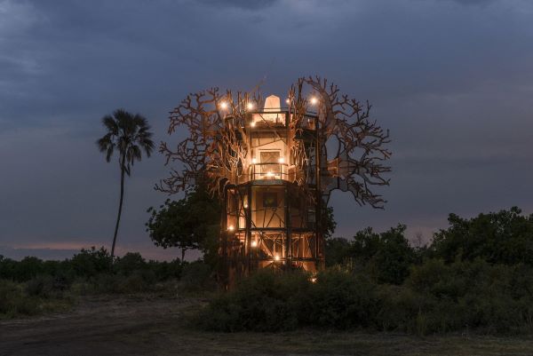 The treehouse at Xigeria Safari Lodge 