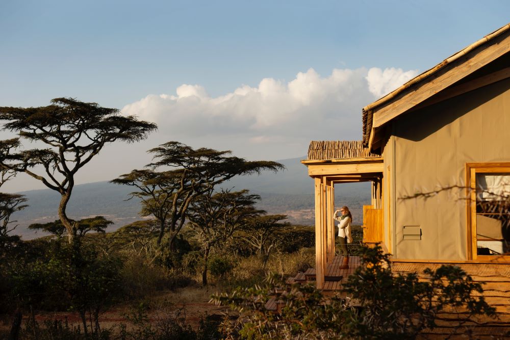 Private safari lodges, camps and beach villas
